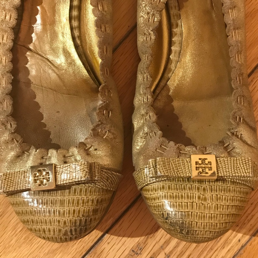 Tory Burch Gold/Tan flats 6